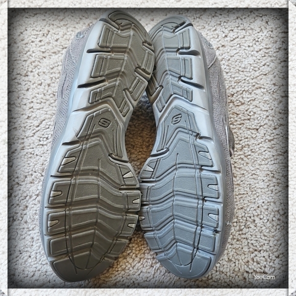 Skechers Womens Gratis - Simply Serene Size 7 NWT - Picture 4 of 5